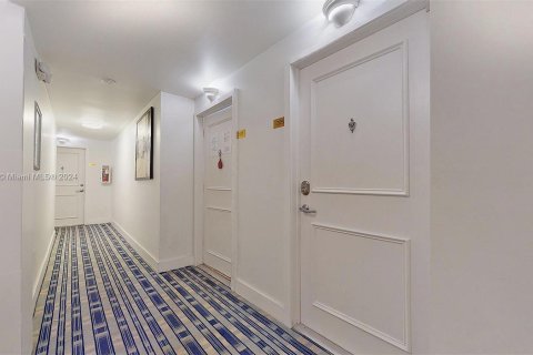 Copropriété à vendre à Miami Beach, Floride: 2 chambres, 84.54 m2 № 1348063 - photo 4