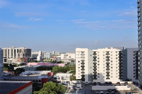 Condo in Miami, Florida, 2 bedrooms  № 1348668 - photo 20