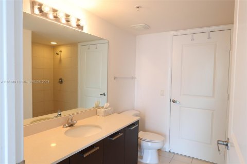 Condo in Miami, Florida, 2 bedrooms  № 1348668 - photo 30