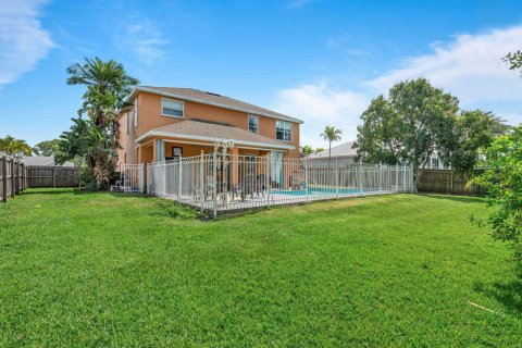 Villa ou maison à vendre à Jensen Beach, Floride: 4 chambres, 209.87 m2 № 1079197 - photo 1
