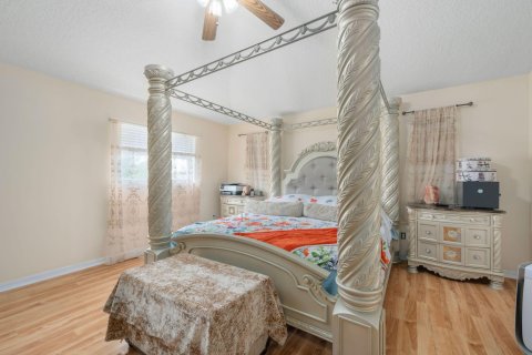 Villa ou maison à vendre à Jensen Beach, Floride: 4 chambres, 209.87 m2 № 1079197 - photo 12