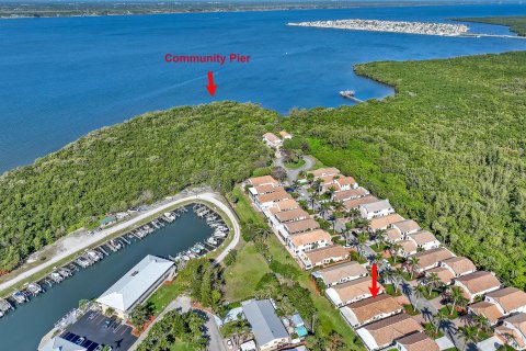 Villa ou maison à vendre à Jensen Beach, Floride: 2 chambres, 160.63 m2 № 1074934 - photo 5