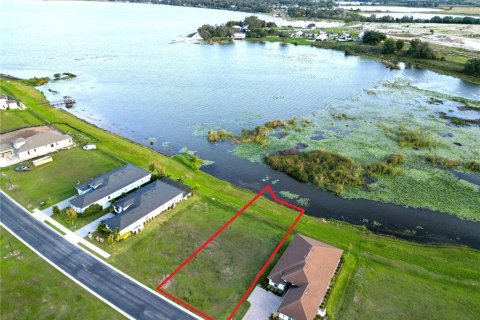 Terreno en venta en Lake Alfred, Florida № 1357818 - foto 1