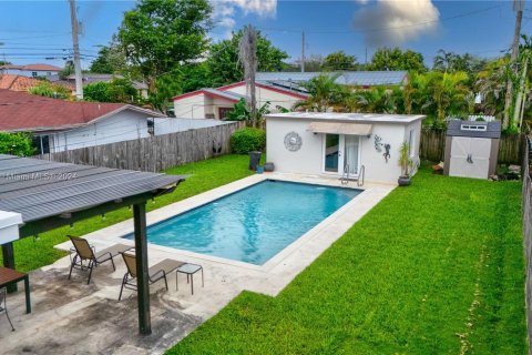 Casa en venta en Miami, Florida, 3 dormitorios, 162.95 m2 № 1398064 - foto 26