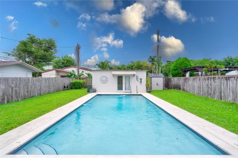 Casa en venta en Miami, Florida, 3 dormitorios, 162.95 m2 № 1398064 - foto 22