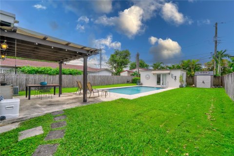 Casa en venta en Miami, Florida, 3 dormitorios, 162.95 m2 № 1398064 - foto 18