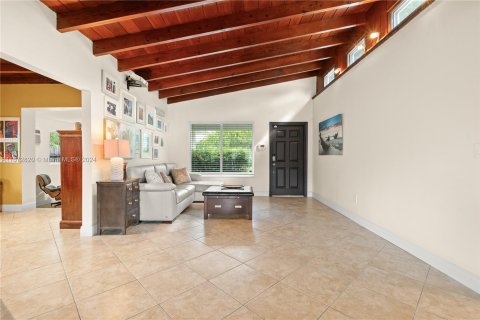 Casa en venta en Miami, Florida, 3 dormitorios, 162.95 m2 № 1398064 - foto 5