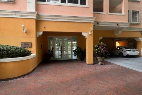 Condominio en venta en Coral Gables, Florida, 2 dormitorios, 95.69 m2 № 1398108 - foto 21