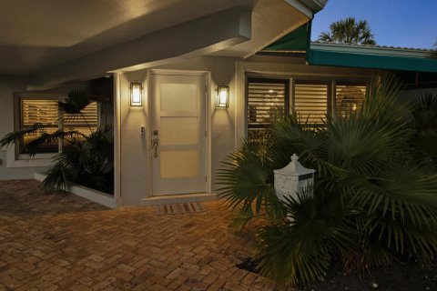 House in Fort Lauderdale, Florida 3 bedrooms, 144 sq.m. № 1065620 - photo 5