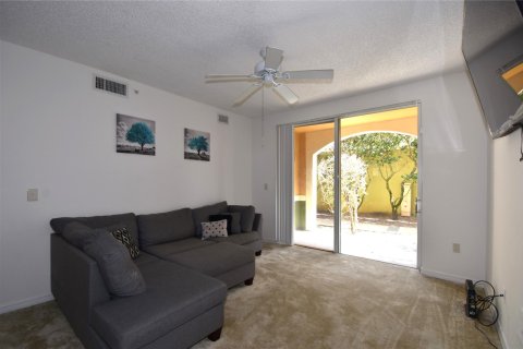 Condo in Miramar, Florida, 2 bedrooms  № 1033837 - photo 19