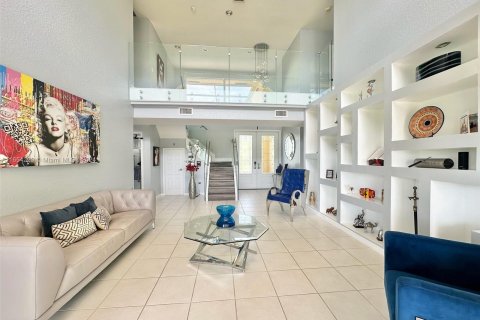 Villa ou maison à vendre à Pembroke Pines, Floride: 5 chambres, 326.46 m2 № 1348967 - photo 18