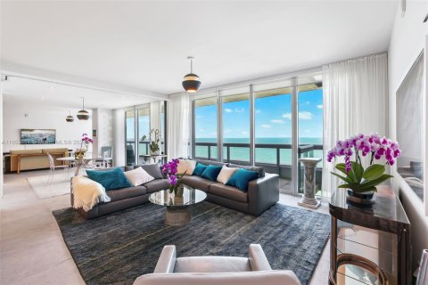 Condo in Miami Beach, Florida, 4 bedrooms  № 1348844 - photo 2