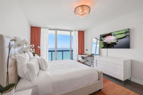 Condo in Miami Beach, Florida, 4 bedrooms  № 1348844 - photo 4