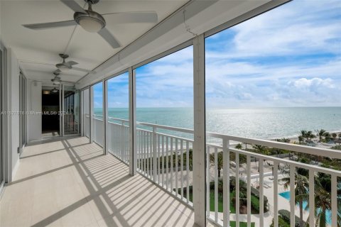 Condominio en venta en Key Biscayne, Florida, 3 dormitorios, 164.62 m2 № 1044580 - foto 4