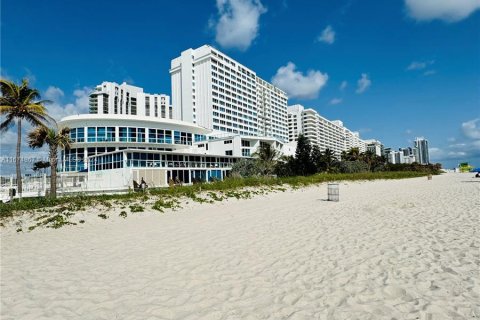 Studio in the Condo in Miami Beach, Florida  № 1398455 - photo 16