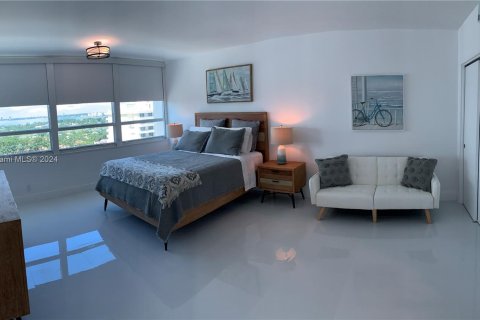 Condominio en venta en Miami Beach, Florida, 37.16 m2 № 1398455 - foto 12