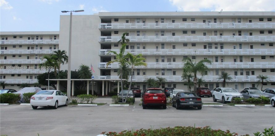 Condo in Aventura, Florida, 1 bedroom  № 1385908