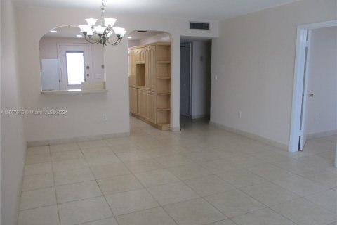 Copropriété à vendre à Aventura, Floride: 1 chambre, 71.35 m2 № 1385908 - photo 29