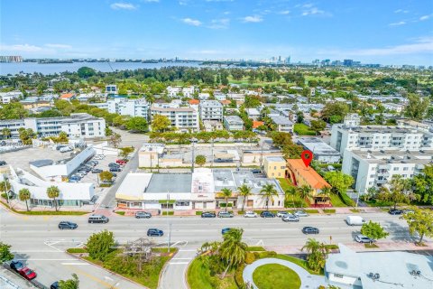 Купить коммерческую недвижимость в Майами-Бич, Флорида № 1017815 - фото 8