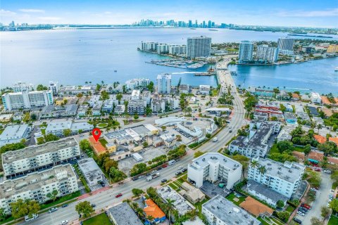 Immobilier commercial à vendre à Miami Beach, Floride № 1017815 - photo 10