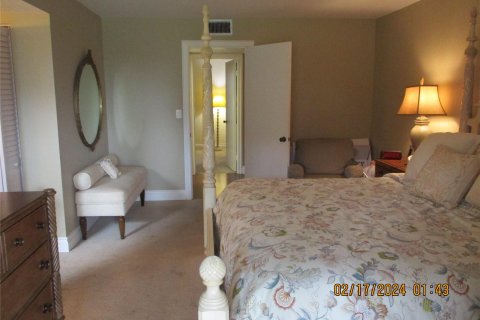 Condo in Tamarac, Florida, 2 bedrooms  № 1024677 - photo 14