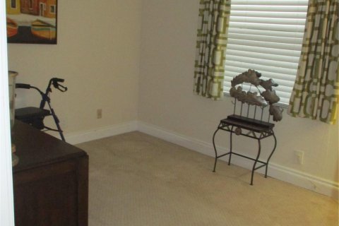 Condo in Tamarac, Florida, 2 bedrooms  № 1024677 - photo 19