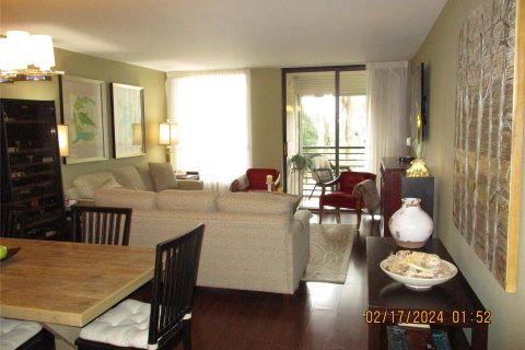 Condo in Tamarac, Florida, 2 bedrooms  № 1024677 - photo 20