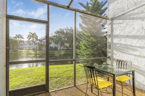 Condo in Plantation, Florida, 2 bedrooms  № 1402602 - photo 18