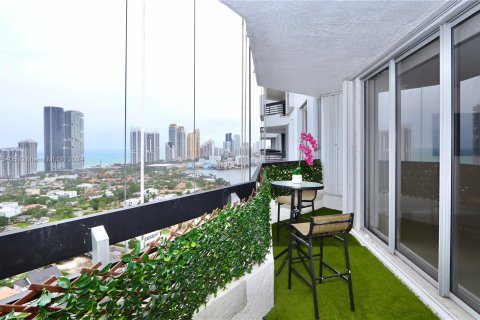 Condominio en venta en Aventura, Florida, 2 dormitorios, 109.9 m2 № 1402604 - foto 30