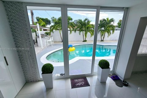 Villa ou maison à vendre à Hollywood, Floride: 4 chambres, 123.56 m2 № 1394811 - photo 7