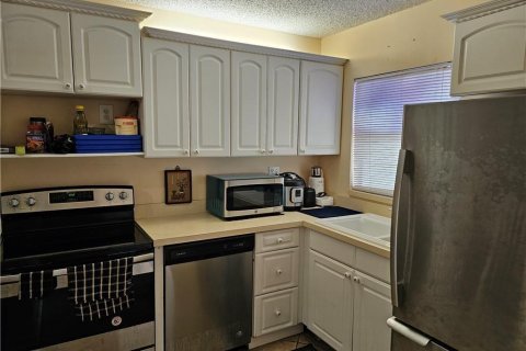 Condo in Sunrise, Florida, 1 bedroom  № 1054813 - photo 17