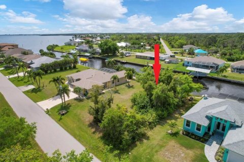 Terreno en venta en Port Charlotte, Florida № 1068790 - foto 6