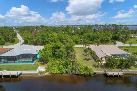 Terreno en venta en Port Charlotte, Florida № 1068790 - foto 8