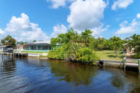 Land in Port Charlotte, Florida № 1068790 - photo 10