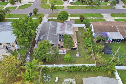 Villa ou maison à vendre à North Palm Beach, Floride: 4 chambres, 159.7 m2 № 1068414 - photo 6