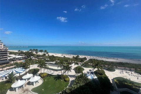 Copropriété à vendre à Miami Beach, Floride: 2 chambres, 95.69 m2 № 1402540 - photo 8