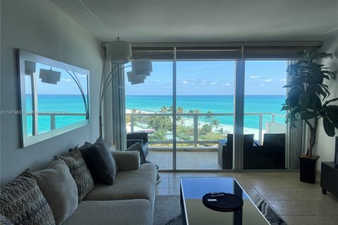 Copropriété à vendre à Miami Beach, Floride: 2 chambres, 95.69 m2 № 1402540 - photo 6