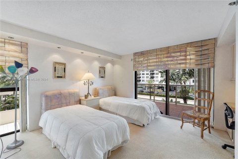 Condominio en venta en Miami Beach, Florida, 2 dormitorios, 126.35 m2 № 1272134 - foto 21