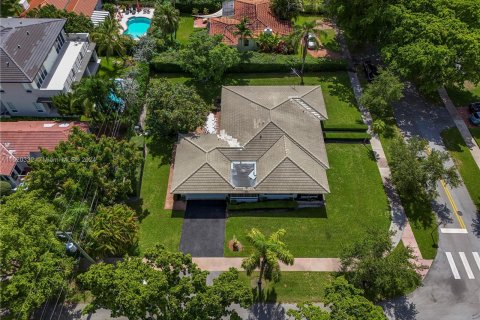 Villa ou maison à vendre à Coral Gables, Floride: 3 chambres, 220.09 m2 № 1272131 - photo 21