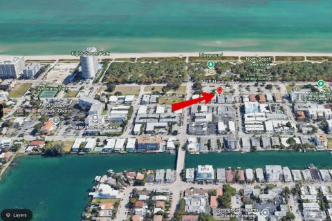 Condo in Miami Beach, Florida, 1 bedroom  № 1410538 - photo 23