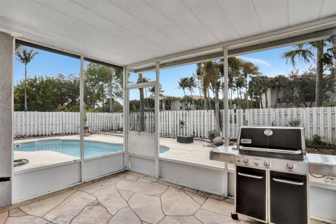 Villa ou maison à vendre à Coconut Creek, Floride: 4 chambres, 197.51 m2 № 1029695 - photo 5