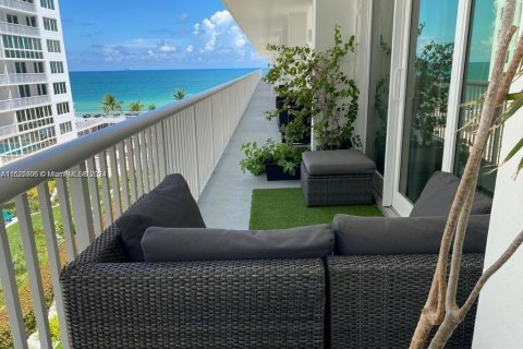 Copropriété à vendre à Miami Beach, Floride: 1 chambre, 79.9 m2 № 1268961 - photo 11