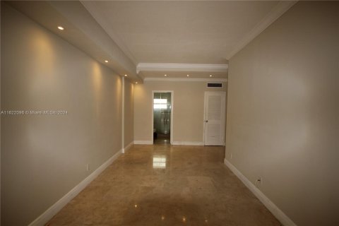 Copropriété à vendre à Miami Beach, Floride: 1 chambre, 79.9 m2 № 1268961 - photo 10