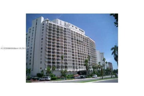 Copropriété à vendre à Miami Beach, Floride: 1 chambre, 79.9 m2 № 1268961 - photo 1