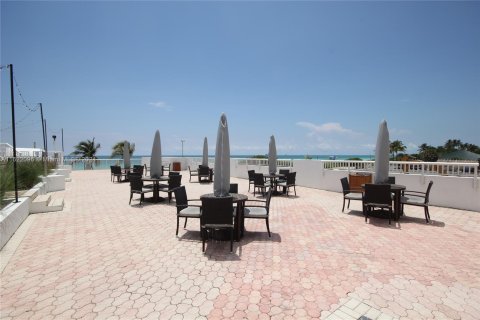 Condominio en venta en Miami Beach, Florida, 1 dormitorio, 79.9 m2 № 1268961 - foto 28