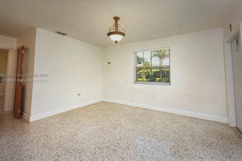 Propiedad comercial en venta en Miami, Florida, 315.5 m2 № 1230045 - foto 21