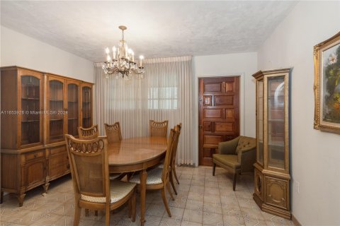 Villa ou maison à vendre à Miami, Floride: 3 chambres, 173.17 m2 № 1358913 - photo 5