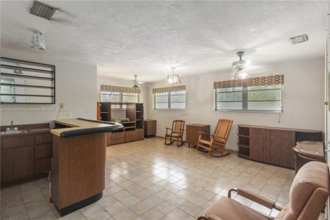 Villa ou maison à vendre à Miami, Floride: 3 chambres, 173.17 m2 № 1358913 - photo 3