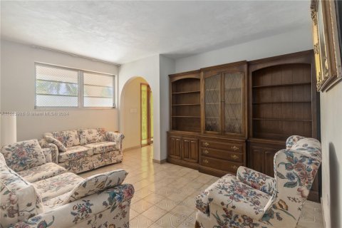 Villa ou maison à vendre à Miami, Floride: 3 chambres, 173.17 m2 № 1358913 - photo 6