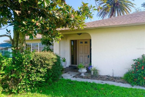 House in Port Charlotte, Florida 5 bedrooms, 250.74 sq.m. № 1374489 - photo 15